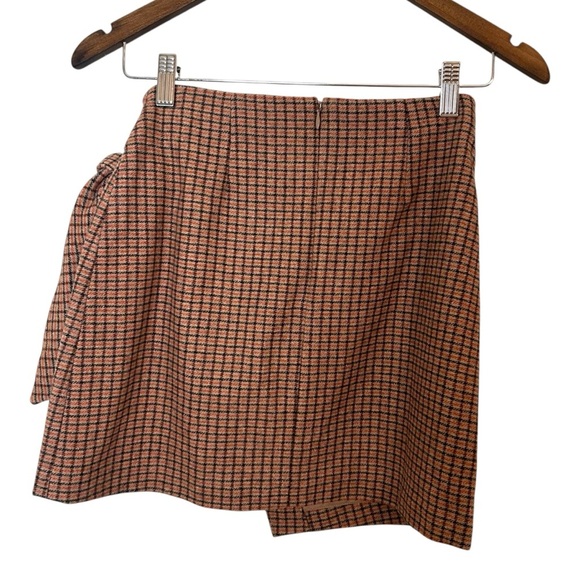 Aritzia Wilfred Wrap- Front Skirt- Size 2 - Picture 4 of 9